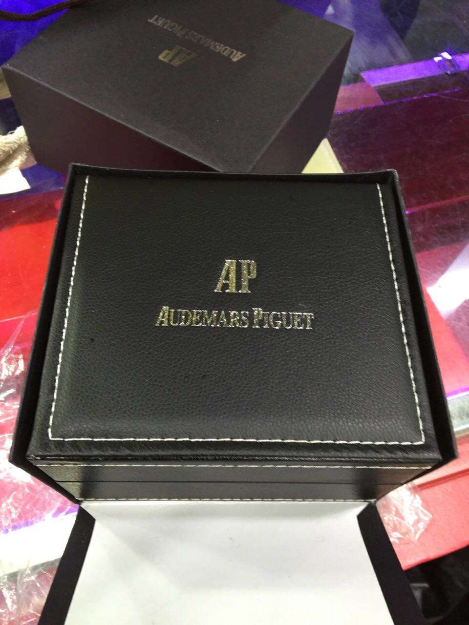 Audemars piguet box best sale